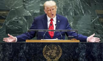 Aristegui en Vivo: Inenarrable discurso de Trump en la ONU; atacan vehículo de nieta del gobernador de Sinaloa; venden datos de pensionados del IMSS (24/09/2025)