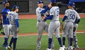 Dodgers alarga Serie Mundial al séptimo y decisivo partido
