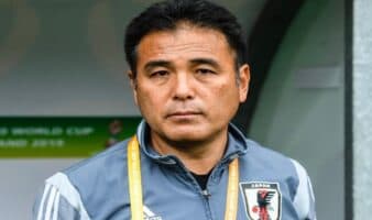 Echan a técnico de la selección japonesa por ver pornografía infantil
