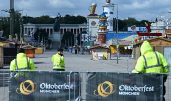 Cierran el Oktoberfest de Múnich por una alerta de explosivos e incidentes en la ciudad