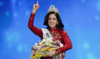 Aristegui en Vivo: Fátima Bosch gana Miss Universo 2025; Trump estudia medidas adicionales contra el narco (21/11/2025)