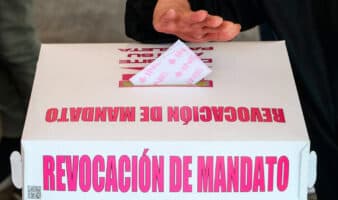 Reforma sobre revocación de mandato, a finales de año o en febrero de 2026: Monreal