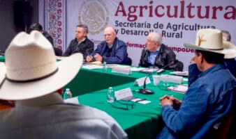 Gobierno anuncia acuerdos con agricultores y transportistas para evitar bloqueos
