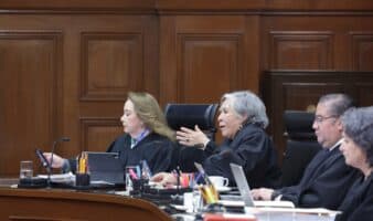 Corte da revés a FGR y advierte que no se pueden revisar sentencias de amparo dictadas en salas