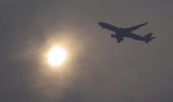 'Es una operación totalmente regular', afirma controladora aérea sobre avión militar de EE.UU. en Toluca