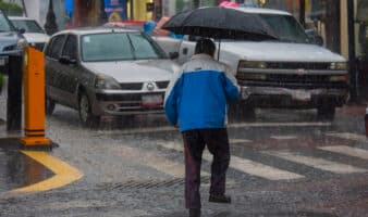 Frente frío 26 traerá descensos de temperatura y chubascos en varias regiones del país