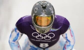 El COI aparta de la competición al ucraniano Heraskevych por no renunciar a su casco en honor a los caídos en Ucrania