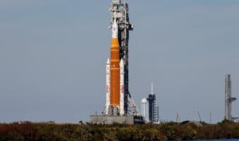 Cuenta atrás para la misión Artemis II; llevará a cuatro astronautas alrededor de la Luna tras más de 50 años