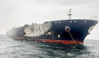 Ataque a superpetrolero cargado en Dubái; Kuwait señala a Irán