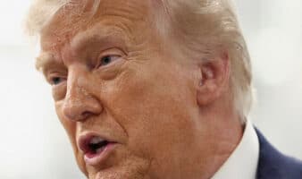 Trump dice que EE.UU. investiga supuesto plan iraní para atacar California con drones