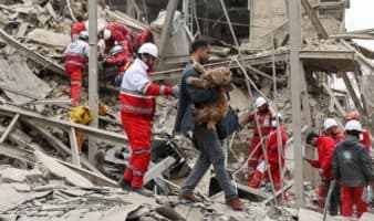 OMS advierte 'fase peligrosa' por ataques a instalaciones nucleares en Irán e Israel