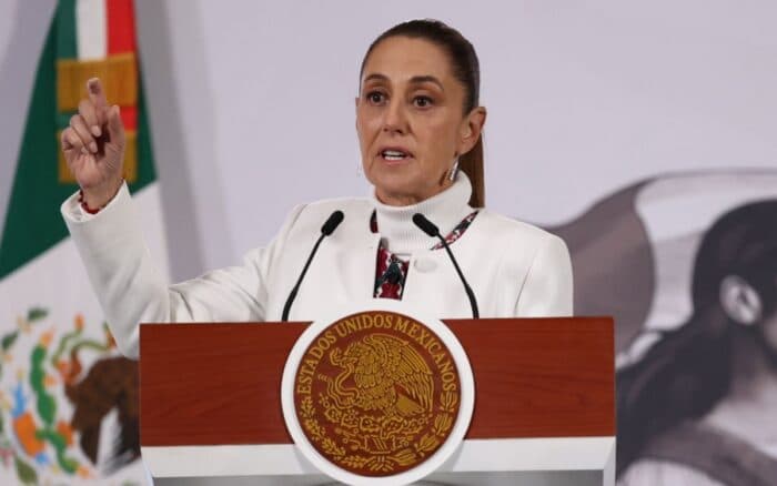 Sheinbaum pide 'cabeza fría' ante señalamientos de Trump sobre México