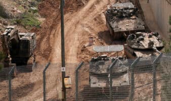 Israel anuncia nuevo despliegue de tropas en el sur del Líbano; ordena evacuar 80 localidades