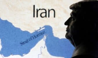 Trump da la guerra con Irán por 'prácticamente terminada' y dice que medita tomar el estrecho de Ormuz