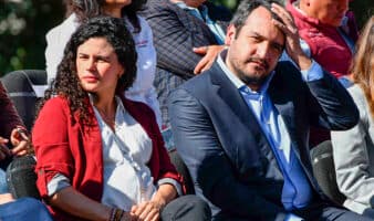 Lo mejor de Aristegui en Vivo: ¿Relevo en Morena?; nombran consejeros del INE; investigan actuación de agentes de EE.UU. (22/04/2026)