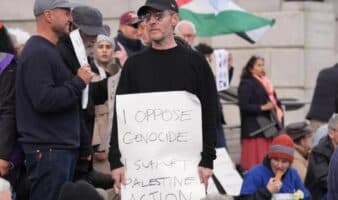 Vocalista de Massive Attack entre los más de 500 detenidos en la protesta a favor de Palestine Action