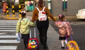 Millones de madres trabajadoras afectadas por fin de ciclo escolar anticipado: Coparmex