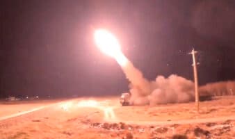EE.UU. e Irán cruzan ataques al cumplirse tres meses de la guerra