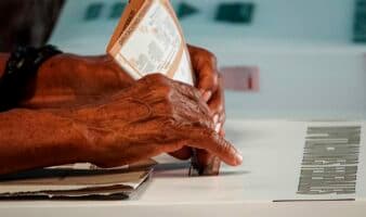 Alcocer advierte vacíos legales y errores en reformas electorales que Morena busca aprobar en 'fast track'