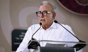 ¿Rubén Rocha Moya aún tiene fuero tras pedir licencia?