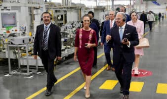 Lo mejor de Aristegui en Vivo: Frenan 'Perfect Day' en Mahahual; Sheinbaum reclama extradiciones recíprocas; GM hará 80 mil autos más en México (20/05/2026)