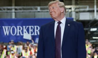 Trump entregará la Copa Mundial: Infantino