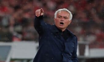 Firma José Mourinho contrato por tres temporada con Real Madrid | Video