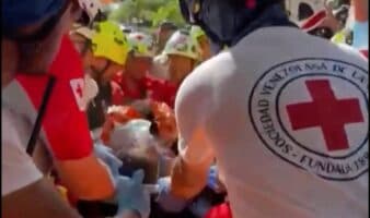 Rescatan a hombre 8 días después de los terremotos en Venezuela