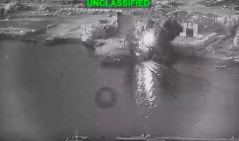 ¿Por qué Trump arremete con drones navales contra la ciudad portuaria iraní de Bandar Abbas?