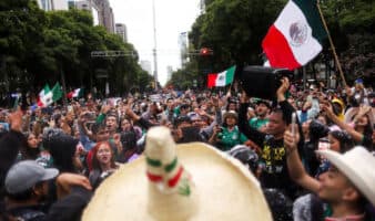 Lo mejor de Aristegui en Vivo: Multa a Femexfut; México recupera mercado de azúcar en EE.UU. (13/07/2026)