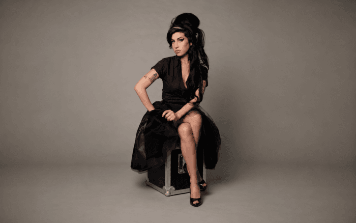 Back to Black de Amy Winehouse cumple 20 años con una reedición de lujo