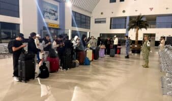 México repatría a 36 connacionales tras sismo en Colombia