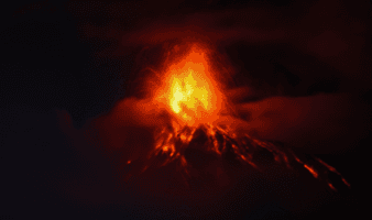 Alerta en Guatemala: evacúan aldeas por erupción del volcán de Fuego