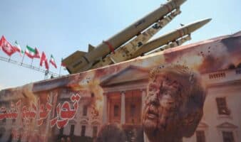 Trump anuncia que las conversaciones con Irán se reanudarán este lunes
