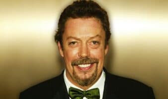Muere Tim Curry, icónico actor de ‘It’, ‘The Rocky Horror Picture Show’, 'Clue'...
