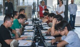 UNAM concluye examen presencial en Tijuana tras polémica por uso de IA