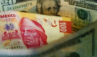 Peso se encamina a 17.30 por dólar al cierre de 2026: Gabriela Siller