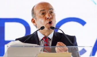 Calderón: ‘hay un regreso a la dictadura perfecta’
