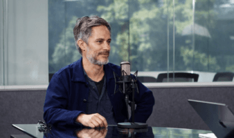 Hombre al Agua' llega al cine con sátira sobre el poder: Gael García Bernal