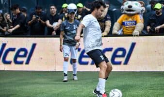 Checo Pérez le mete gol al Conejo Pérez previo al GP de México