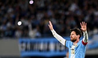 Messi se retira de Argentina con doble asistencia y gol en triunfo ante Benín